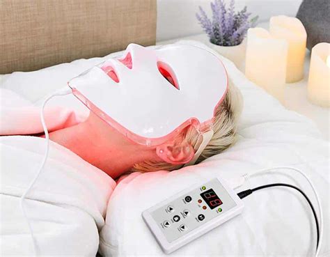 Top 10 Best LED Light Therapy for Face in 2021 Reviews | Buyer's Guide