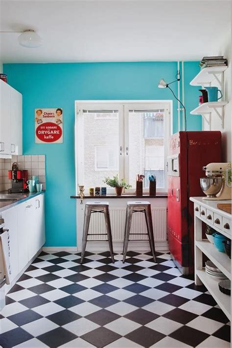 25 Amazing Retro Kitchen Tiles Designs