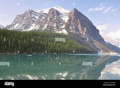 Lake Louise in Banff National park at sunrise. Canada Stock Photo - Alamy