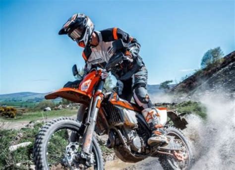 Dirt Bike Types - How To Choose The Right One For You | MOTODOMAINS