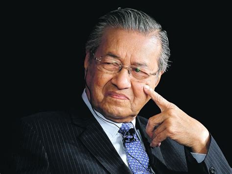 Mahathir Mohamad Biography - Facts, Childhood, Family Life ...