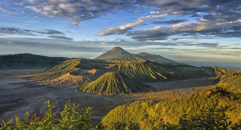 gunung Bromo - Google zoeken | Cool places to visit, Indonesia tour ...