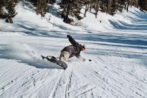 The Best Snowboard Bindings of 2021 | GearJunkie