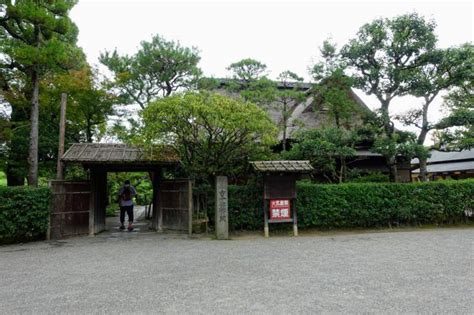 Suizenji Jojuen Garden | Japan Cheapo