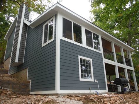 James Hardie Evening Blue Siding W/ Arctic White Hardie Trim | Lake ...