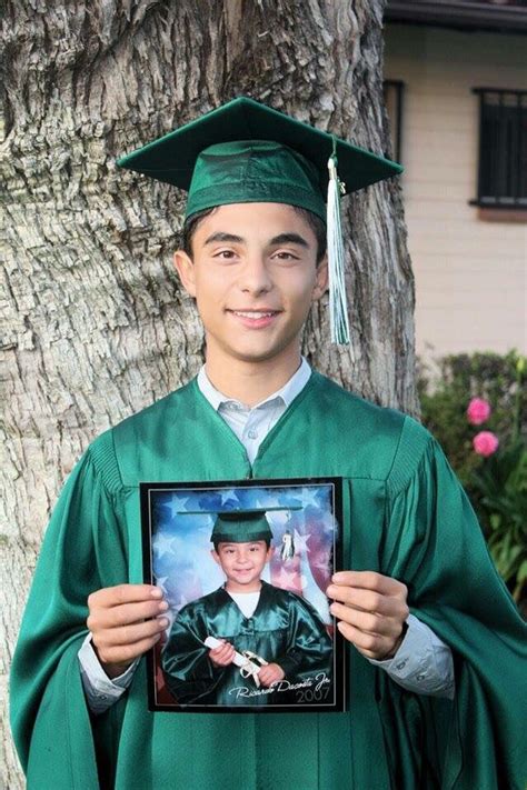 8th grade graduation picture | Graduation photography poses, Graduation ...