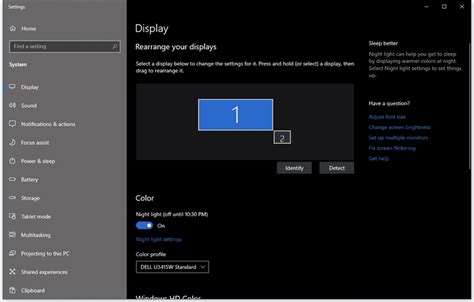 How To Extend Your Display Across Two Monitors In Windows 10 - MobyGeek.com