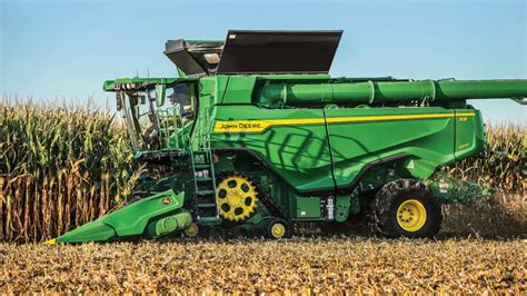 X9 1000 Combine - New Combines - True North Equipment