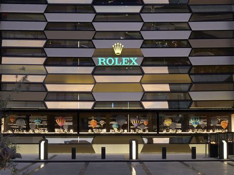 The World's Largest Rolex Boutique Opens in The Dubai Mall | SENATUS