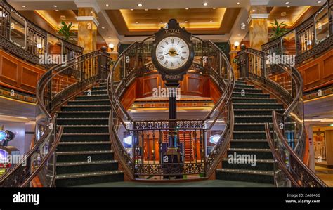 Cunard cruise ship interior hi-res stock photography and images - Alamy