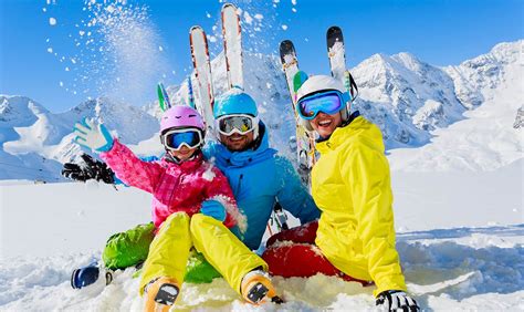 15 Best Winter Vacations for Families (2025) All Ages Love!