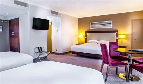 HILTON LONDON GATWICK AIRPORT - Gatwick South Terminal Gatwick Airport ...