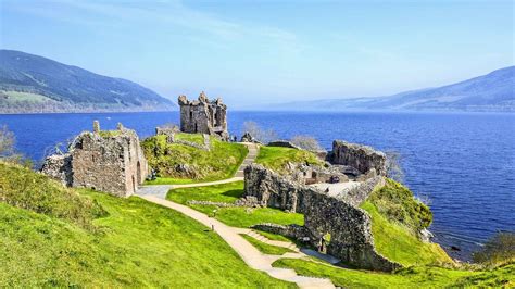 Loch Ness & The Highlands of Scotland From Edinburgh