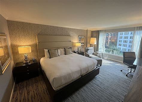 Fairmont Waterfront Vancouver city view room Rebmann | Hotel Scoop