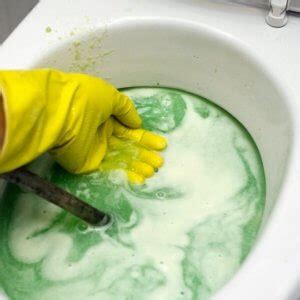 Low Flow Toilet Problems and How to Fix Them