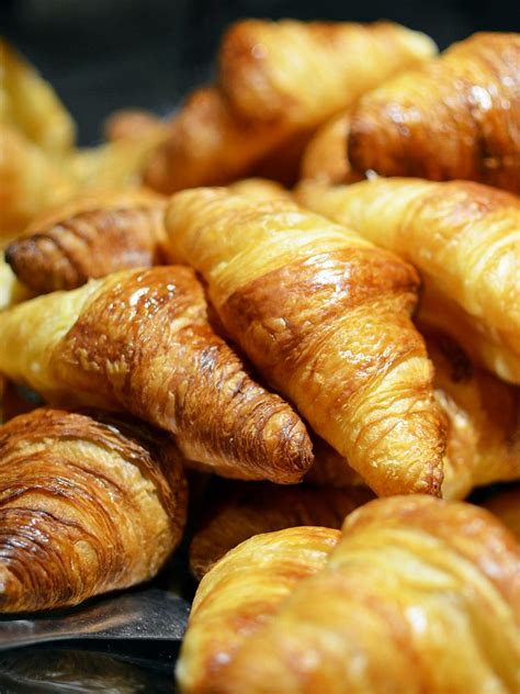 Bakery Breakfast Croissant Food France · Free Photo