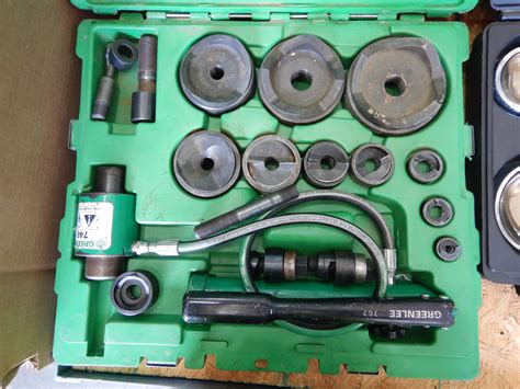 GREENLEE KNOCKOUT PUNCH SET Tool