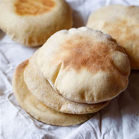 Whole Wheat Pita Bread (Oven & Stovetop)