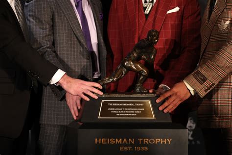 Four Heisman Trophy Winners Have Been Diagnosed With CTE - The Spun