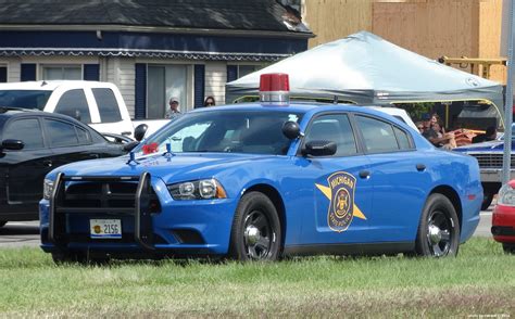 Michigan State Police 2012 Dodge Charger | Police cars, State police ...