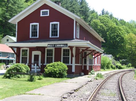 New England Photos: FORMER WEST CORNWALL TRAIN STATION