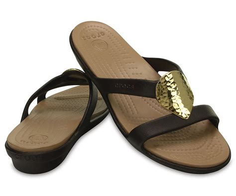 Crocs Brown Flats Price in India- Buy Crocs Brown Flats Online at Snapdeal