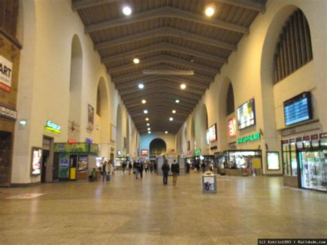 Stuttgart Central Railway Station | railcc