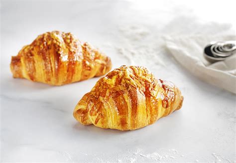 Cheese Croissant Regular