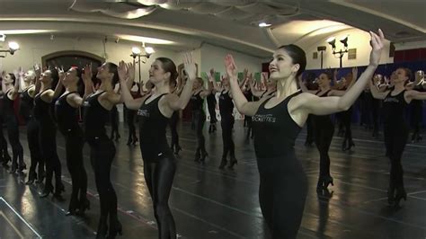 Sneak Peek at the Rockettes ‘Christmas Spectacular’ – NBC New York