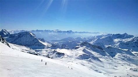 Cervinia's one of Italys hottest ski spots thanks to excellent snow ...