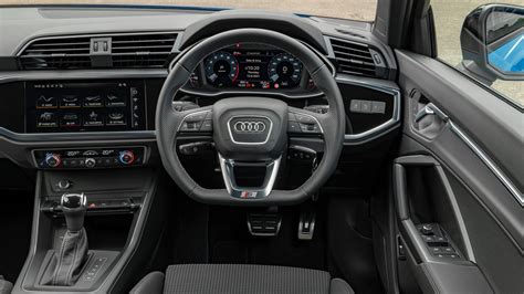 Audi Q3 Interior Pics | Brokeasshome.com