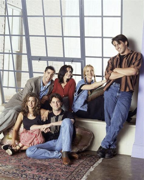 12 Photos of the Friends Cast Before They Were Famous That Will Make ...