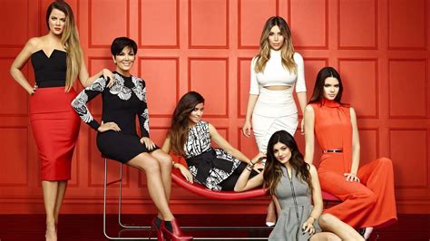 Keeping Up With The Kardashians Season 18 Episode 2: 'Friends ...