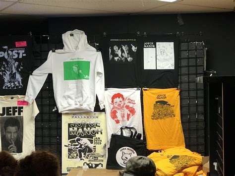 Hollywood Palladium Merch : r/joycemanor