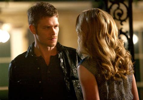 The Originals Season Finale Sneak Peek: Klaus Comforts Cami, While ...