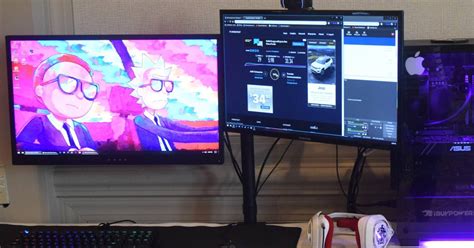 How To Extend Your Display Across Two Monitors In Windows 10 - MobyGeek.com