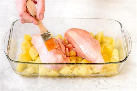 Baked chicken and potatoes 23101675 Stock Photo at Vecteezy