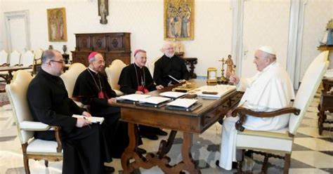 'Astonishing': Upcoming US bishops' assembly won't discuss Pope Francis ...