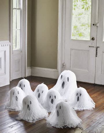 Fun & Easy DIY Halloween Decorations | Paper Ghosts