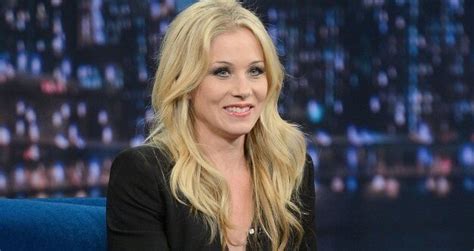 Christina Applegate, 47, Remembers How Humor Got Her Through Breast ...