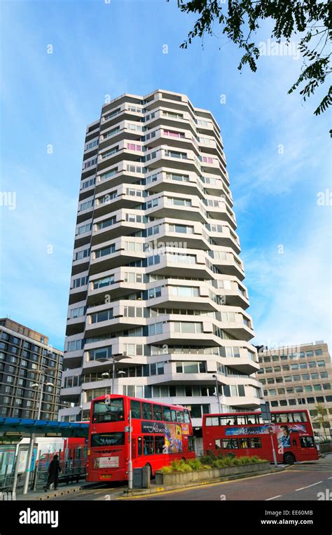 Croydon Skyline High Resolution Stock Photography and Images - Alamy