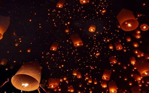 The Naga fireball festival - mysterious Mekong lights in Thailand ...