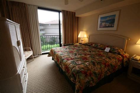 Review: Maui Coast Hotel in Kihei, Maui