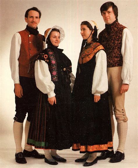 FolkCostume&Embroidery: Overview of the Folk Costumes of Germany