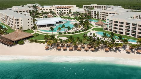 Activities for Families in Cancun | Hyatt Ziva Riviera Cancun