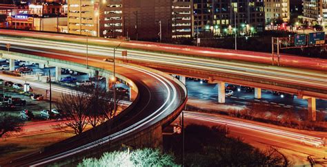 Post-pandemic traffic patterns: The busiest times of day for Dallas ...