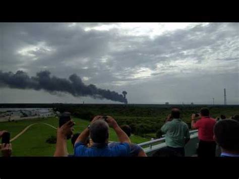 Spacex falcon 9 explodes on launch pad during static fire test ...