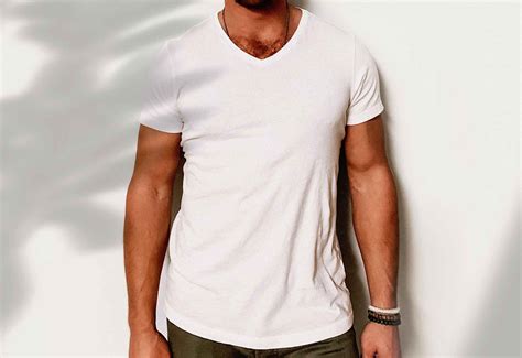 Free V Neck T-Shirt Mockup (PSD)