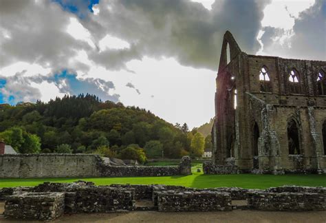 Visiting Tintern Abbey: The Enchanting 13th-Century Monastic Ruins in ...