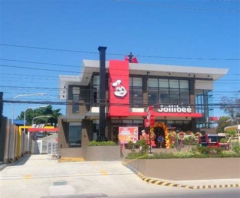 Jollibee opens first drive-thru branch in Tagbilaran